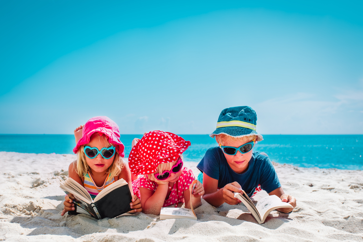 Plage avec son enfant, comment en profiter pleinnement ?